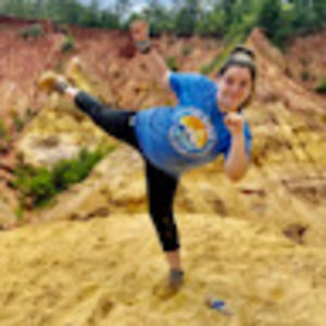 Meet your Posher, Ava